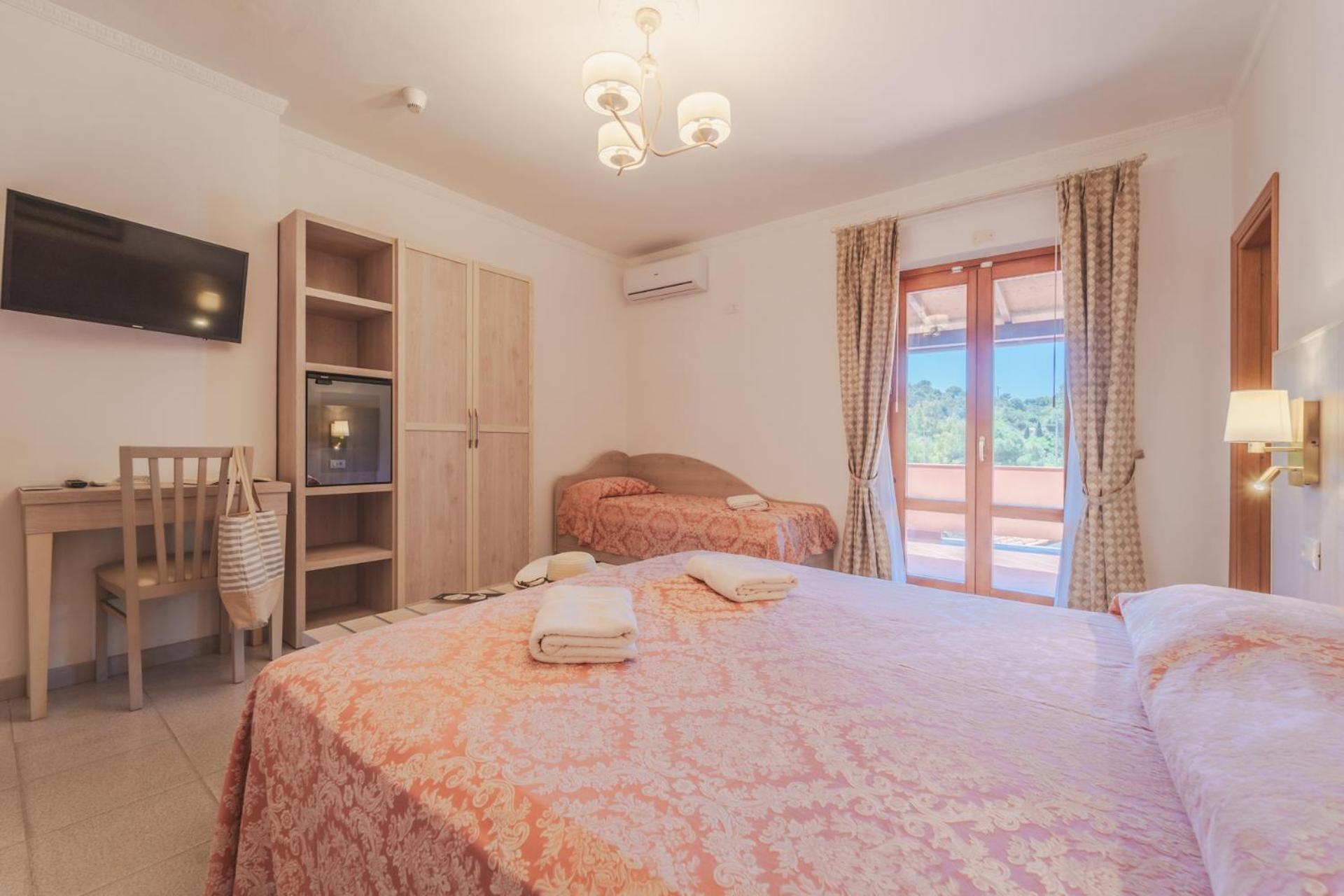 Hotel Lo Scirocco Фетовайя Экстерьер фото