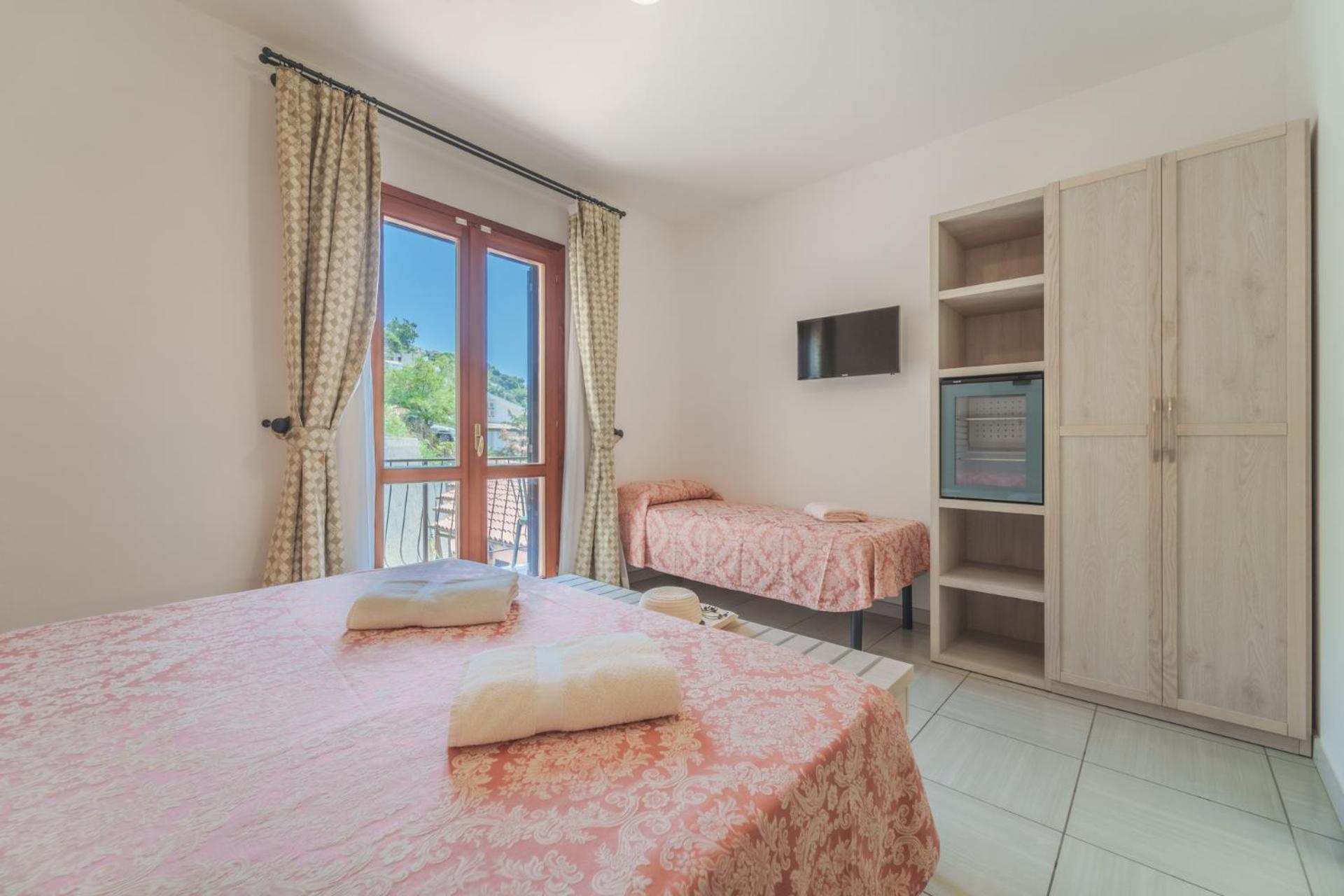 Hotel Lo Scirocco Фетовайя Экстерьер фото
